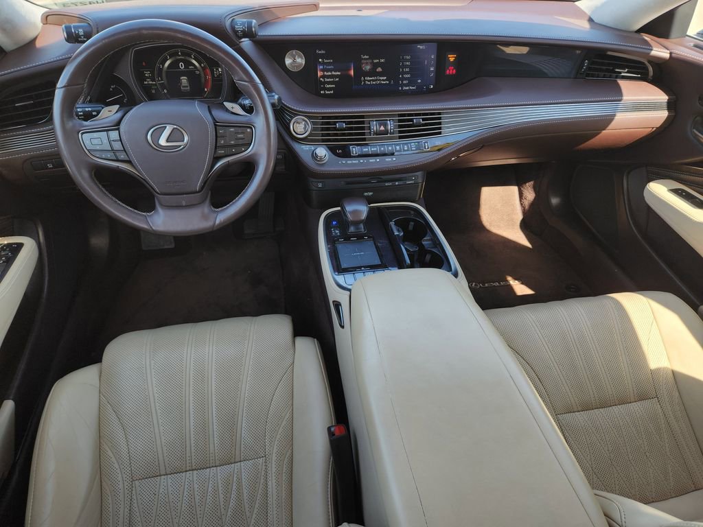 Used 2018 Lexus LS 500 w/ Interior Upgrade Package image 29
