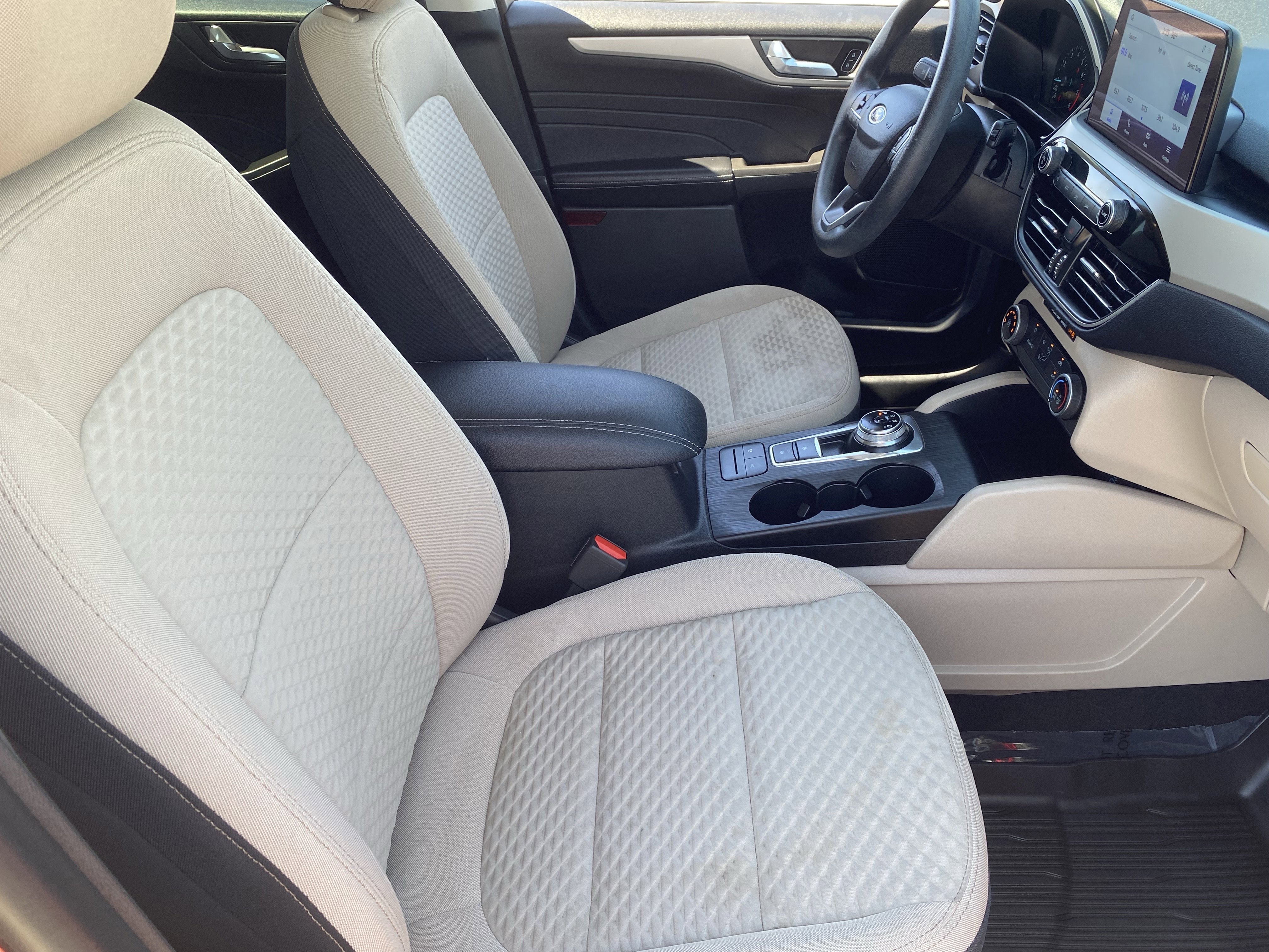 Used 2021 Ford Escape SE FWD image 10