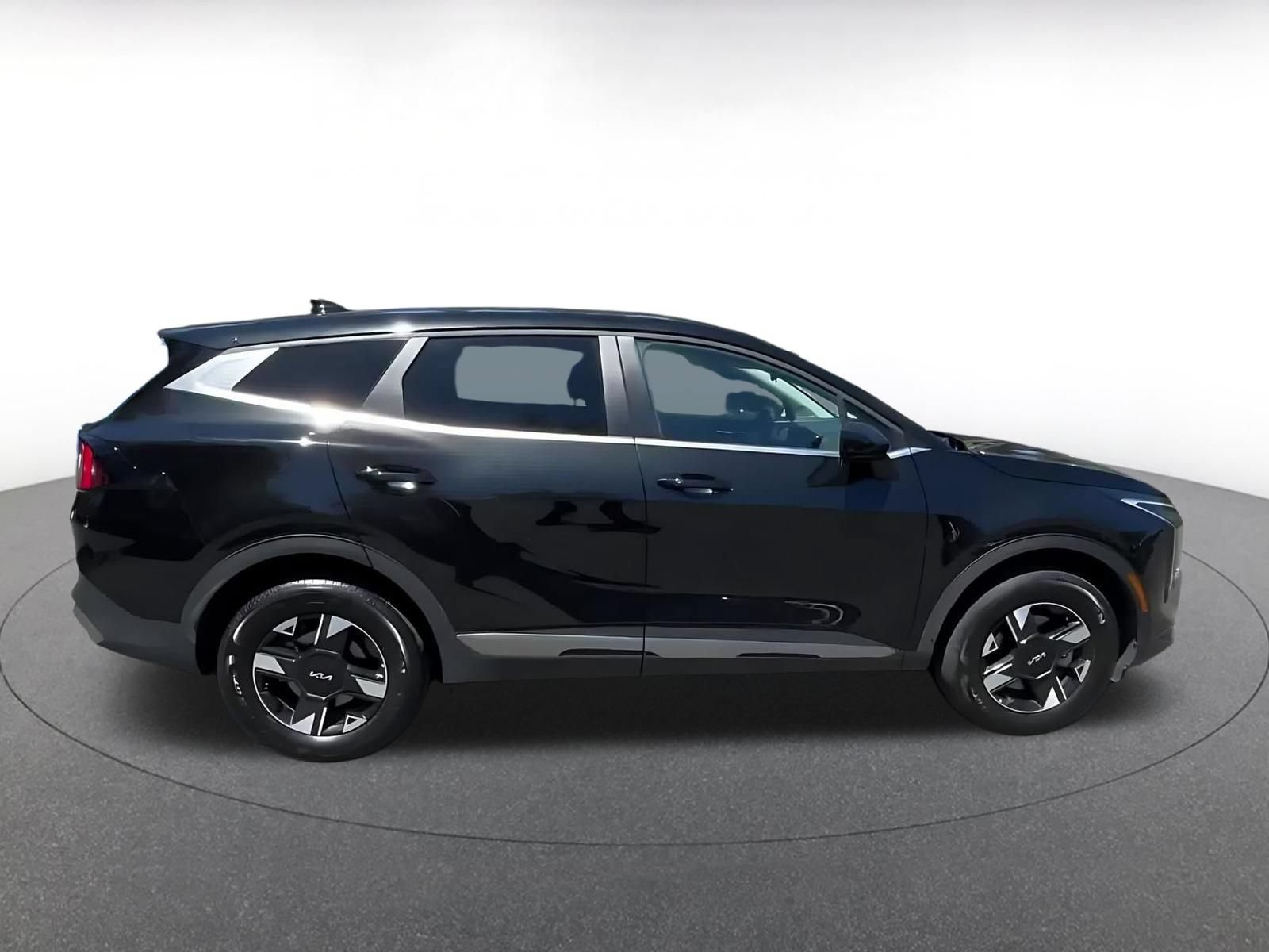 Used 2026 Kia Sportage LX AWD/4WD image 13