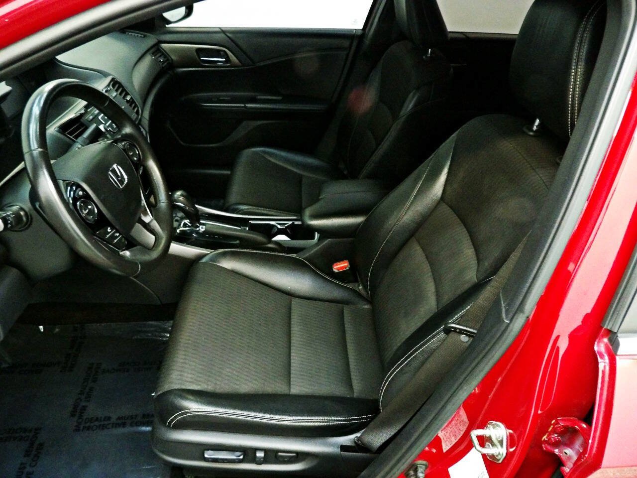 Used 2017 Honda Accord Sport image 8