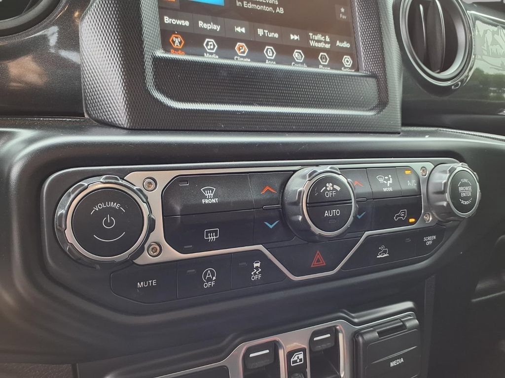 Used 2022 Jeep Gladiator Sport AWD/4WD image 7