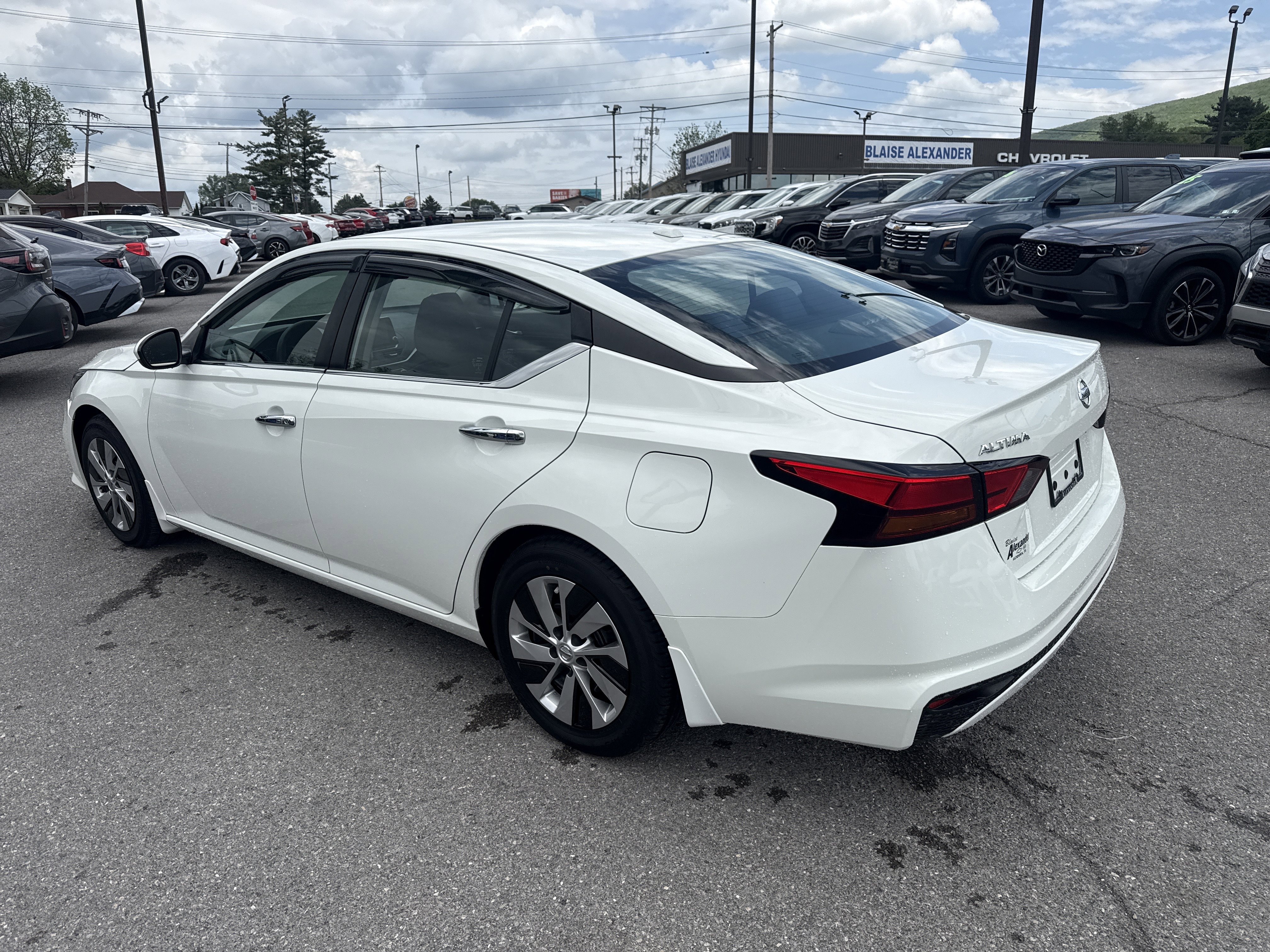 Used 2020 Nissan Altima 2.5 S FWD image 6