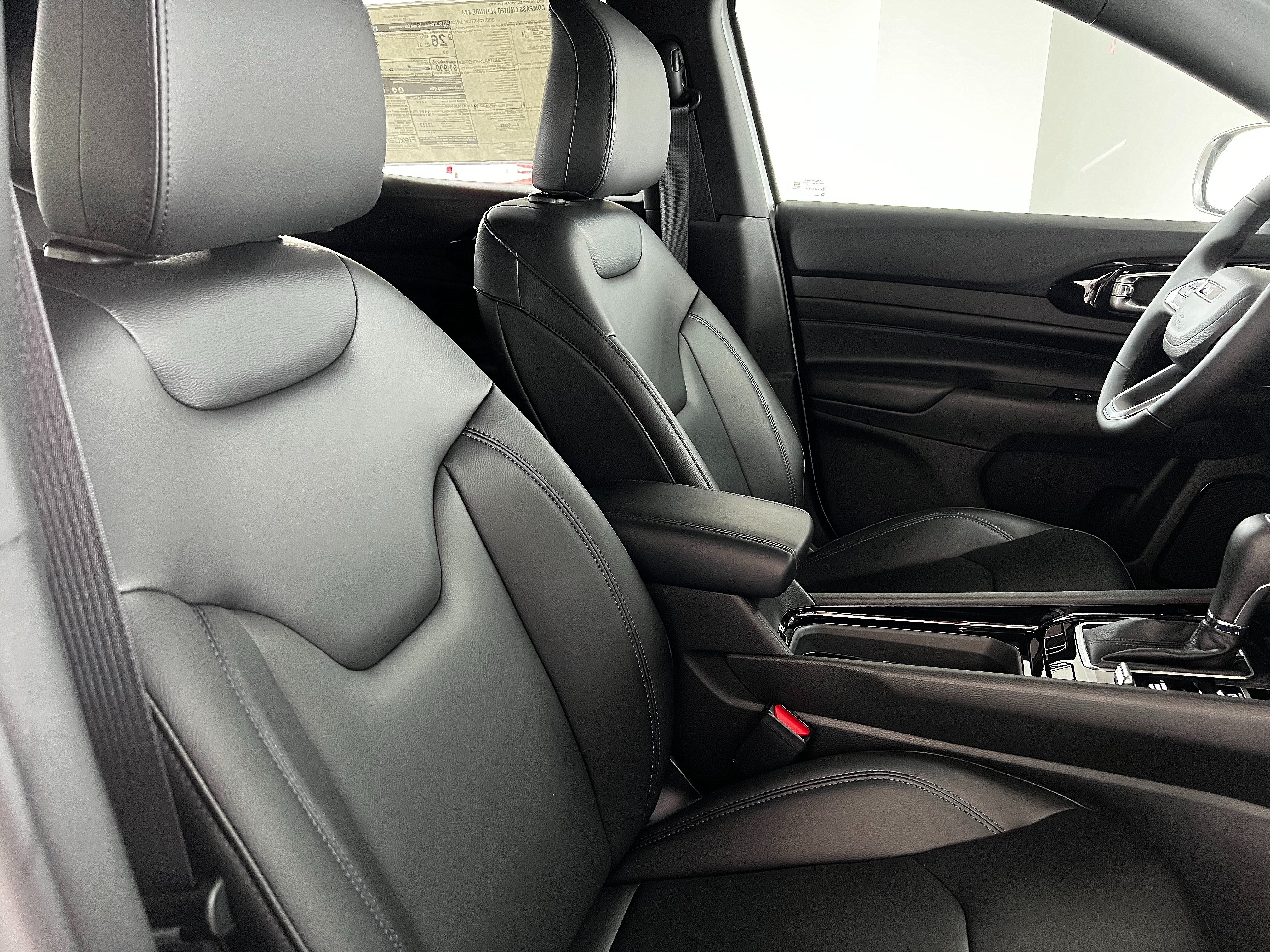 New 2026 Jeep Compass Limited AWD/4WD image 28