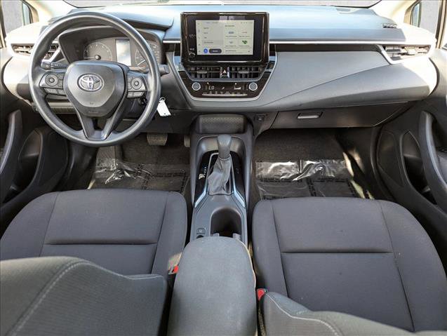 Used 2025 Toyota Corolla LE image 17