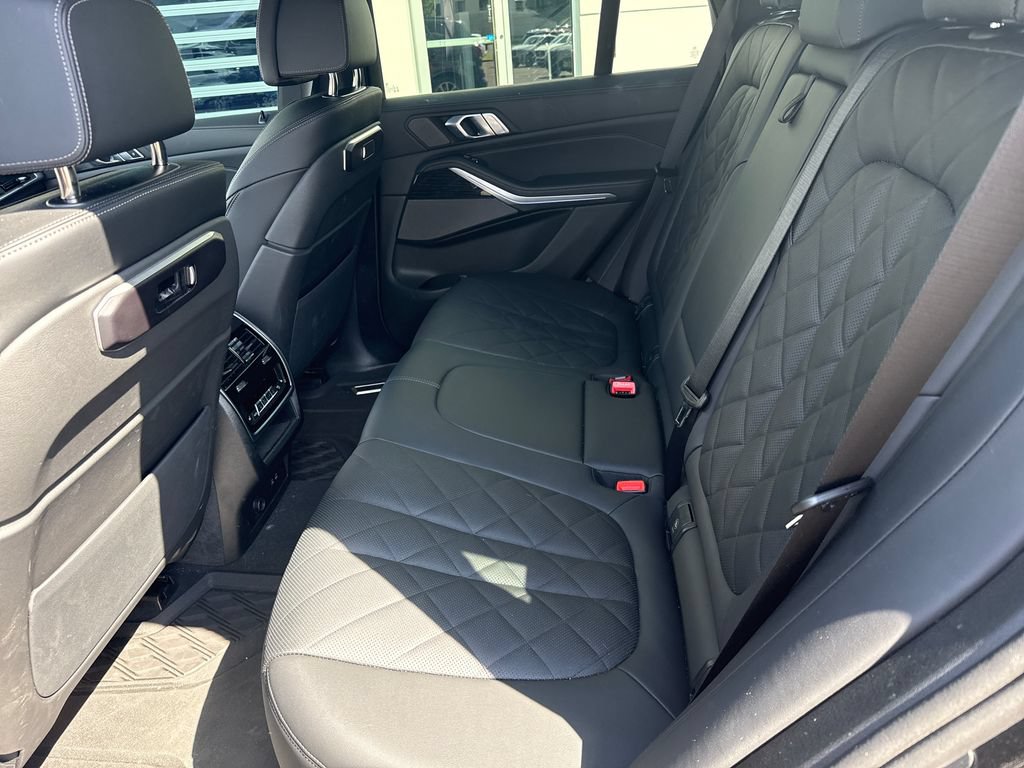 Used 2026 BMW X5 xDrive50e w/ M Sport Package AWD/4WD image 10