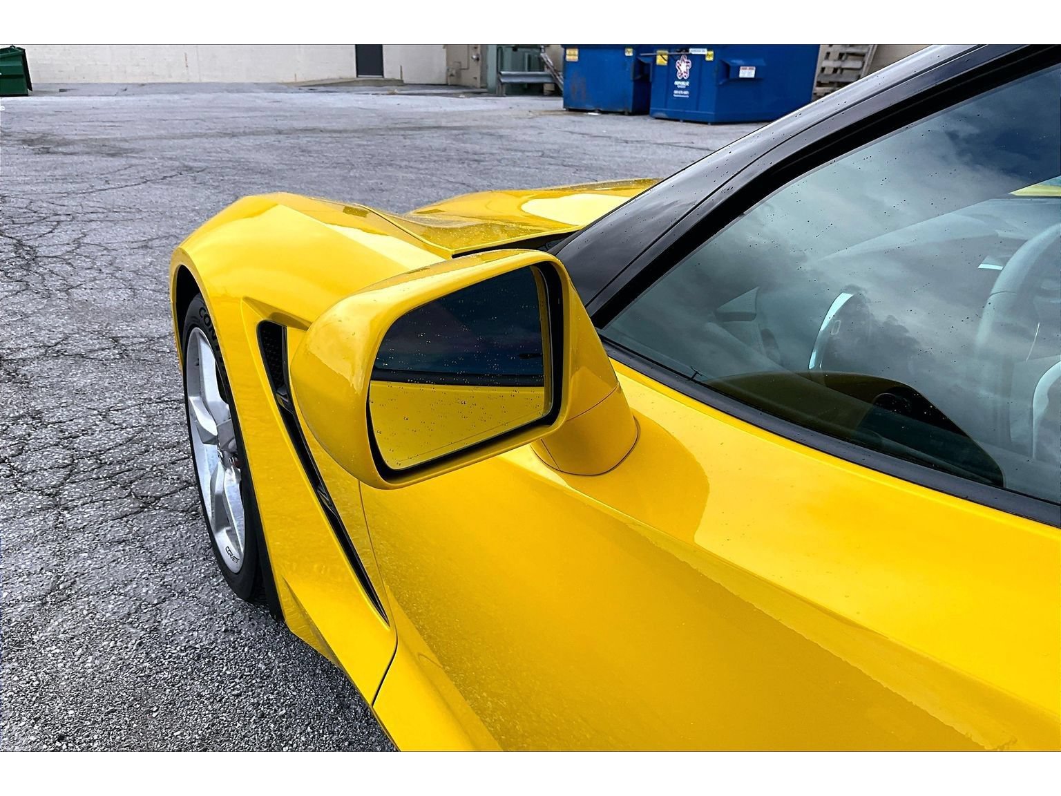 Used 2014 Chevrolet Corvette Stingray Coupe w/ 2LT Preferred Equipment Group RWD image 33
