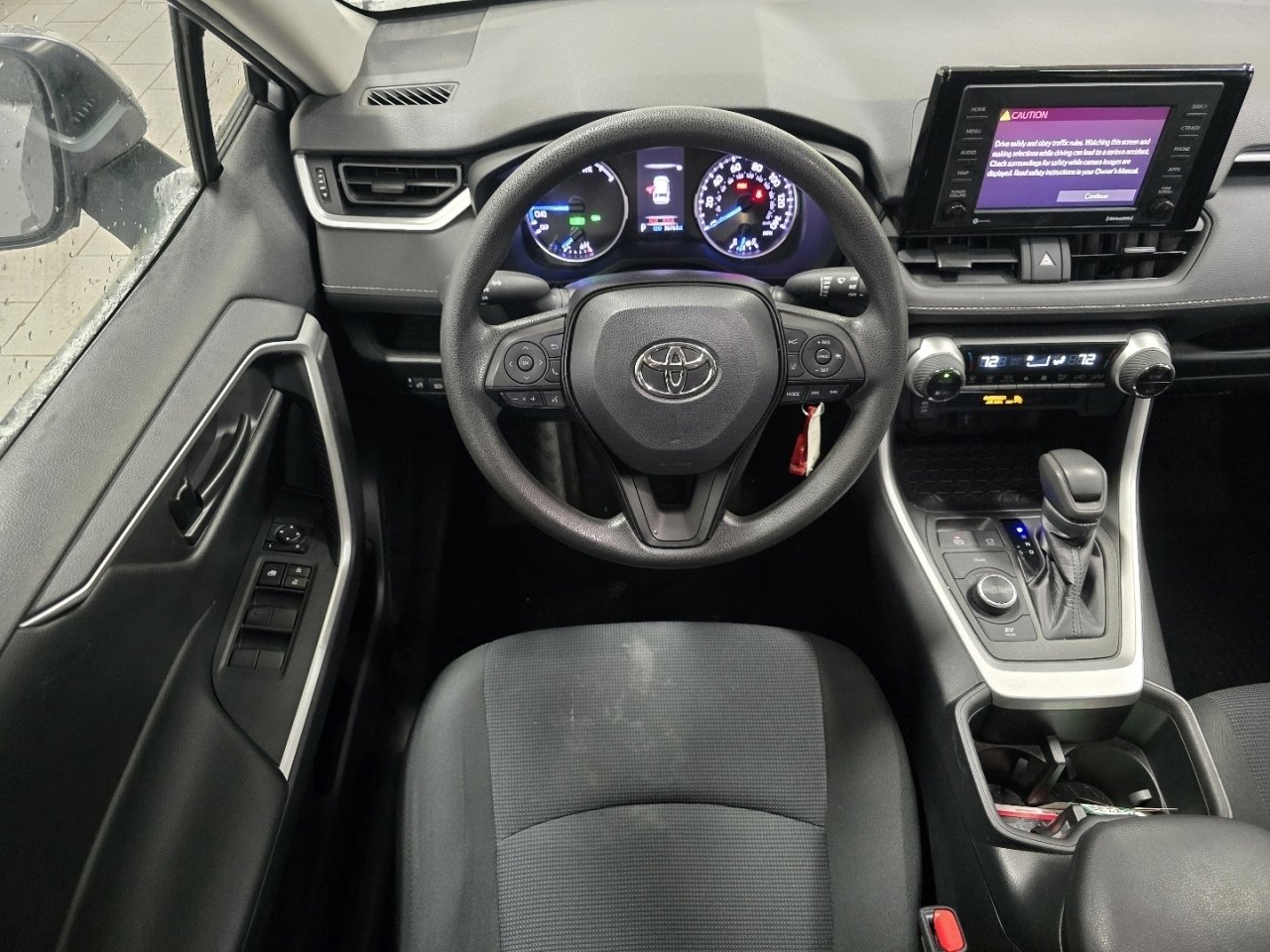 Certified 2022 Toyota RAV4 LE image 22