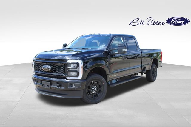 New 2026 Ford F350 Lariat w/ Black Appearance Package AWD/4WD image 1