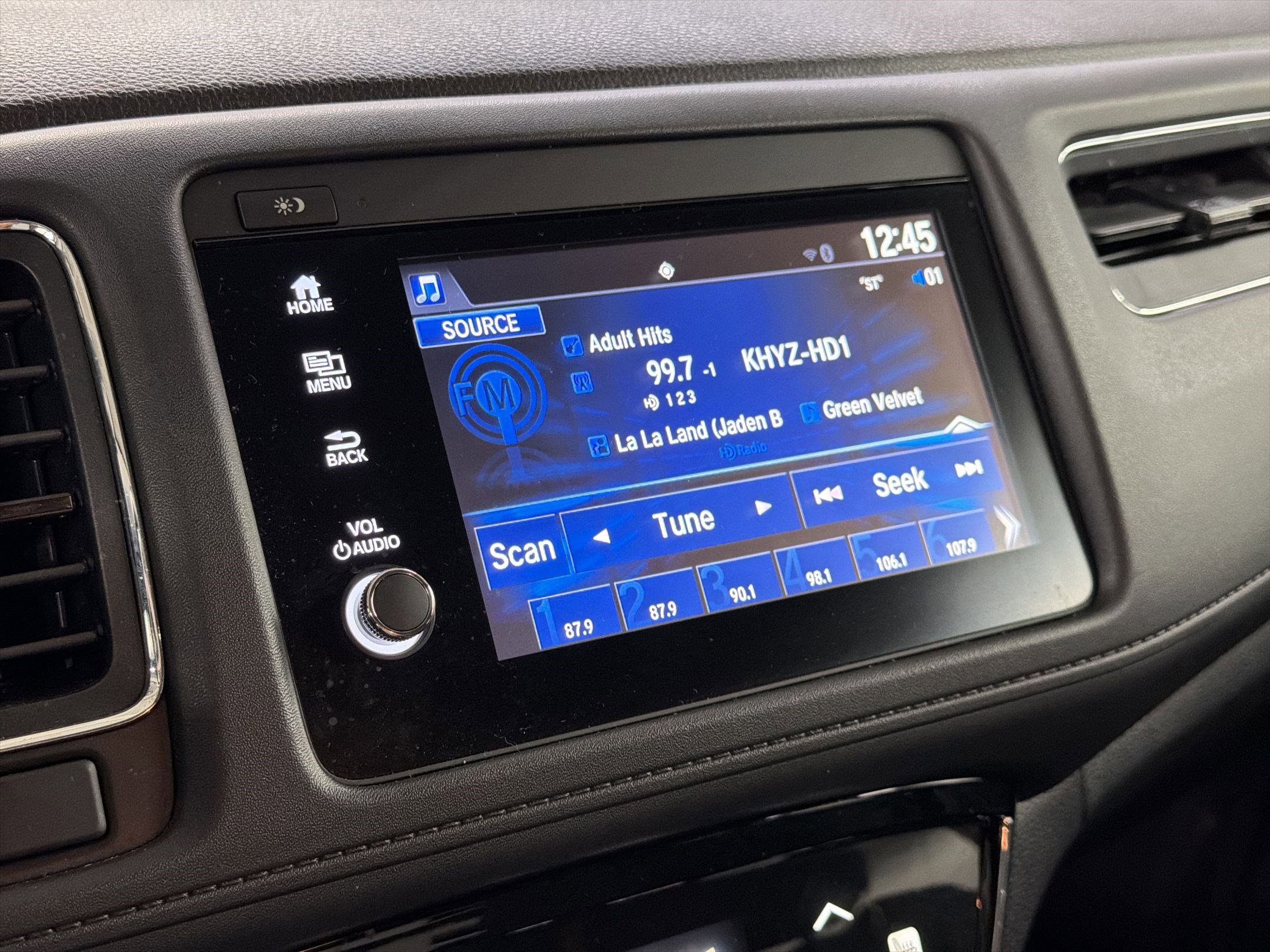 Certified 2021 Honda HR-V EX image 24