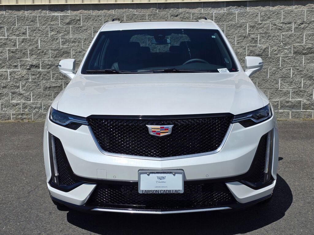 New 2025 Cadillac XT6 Sport image 12