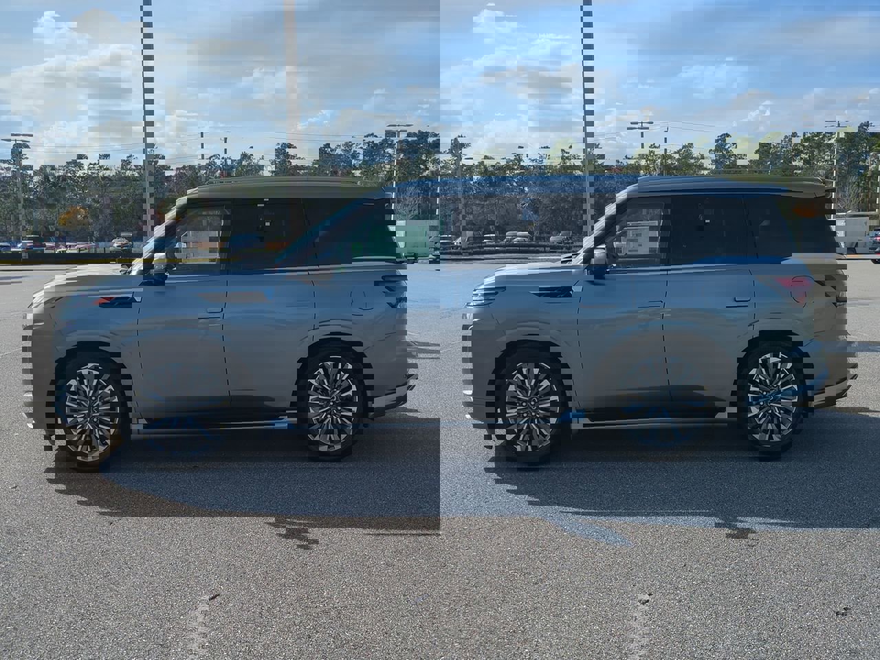 New 2026 INFINITI QX80 Luxe w/ Cargo Package image 8