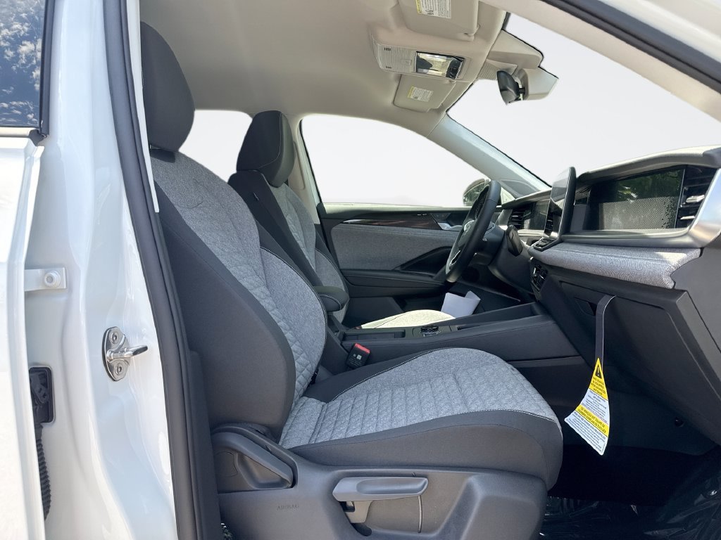 New 2026 Volkswagen Tiguan S AWD/4WD image 25