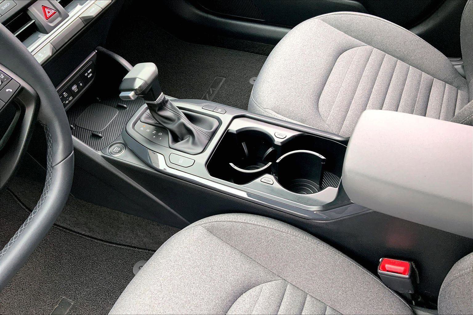 Used 2025 Kia K4 EX FWD image 15