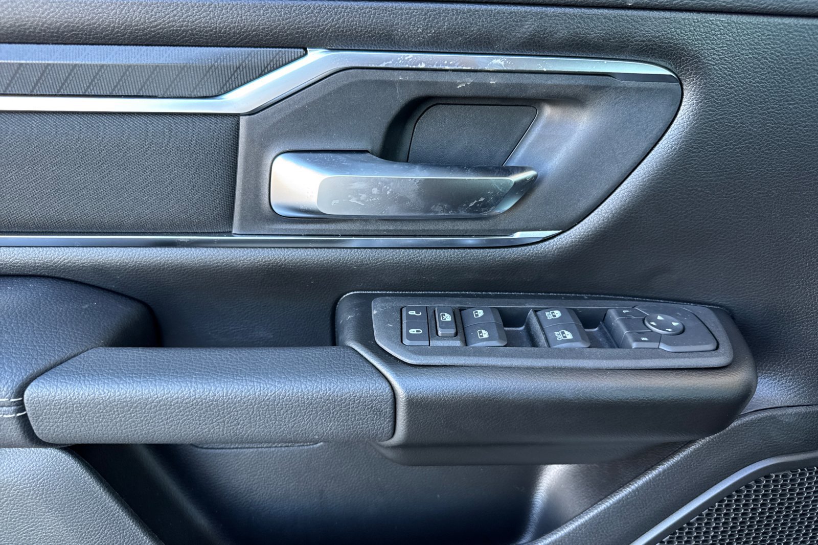 New 2026 RAM 1500 4x4 Crew Cab image 10