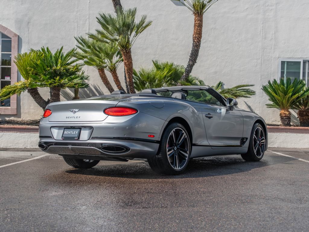 Used 2020 Bentley Continental GT AWD/4WD image 32
