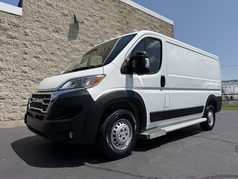 Used 2025 RAM ProMaster 2500 w/ U-Haul Equipment Group FWD image 4