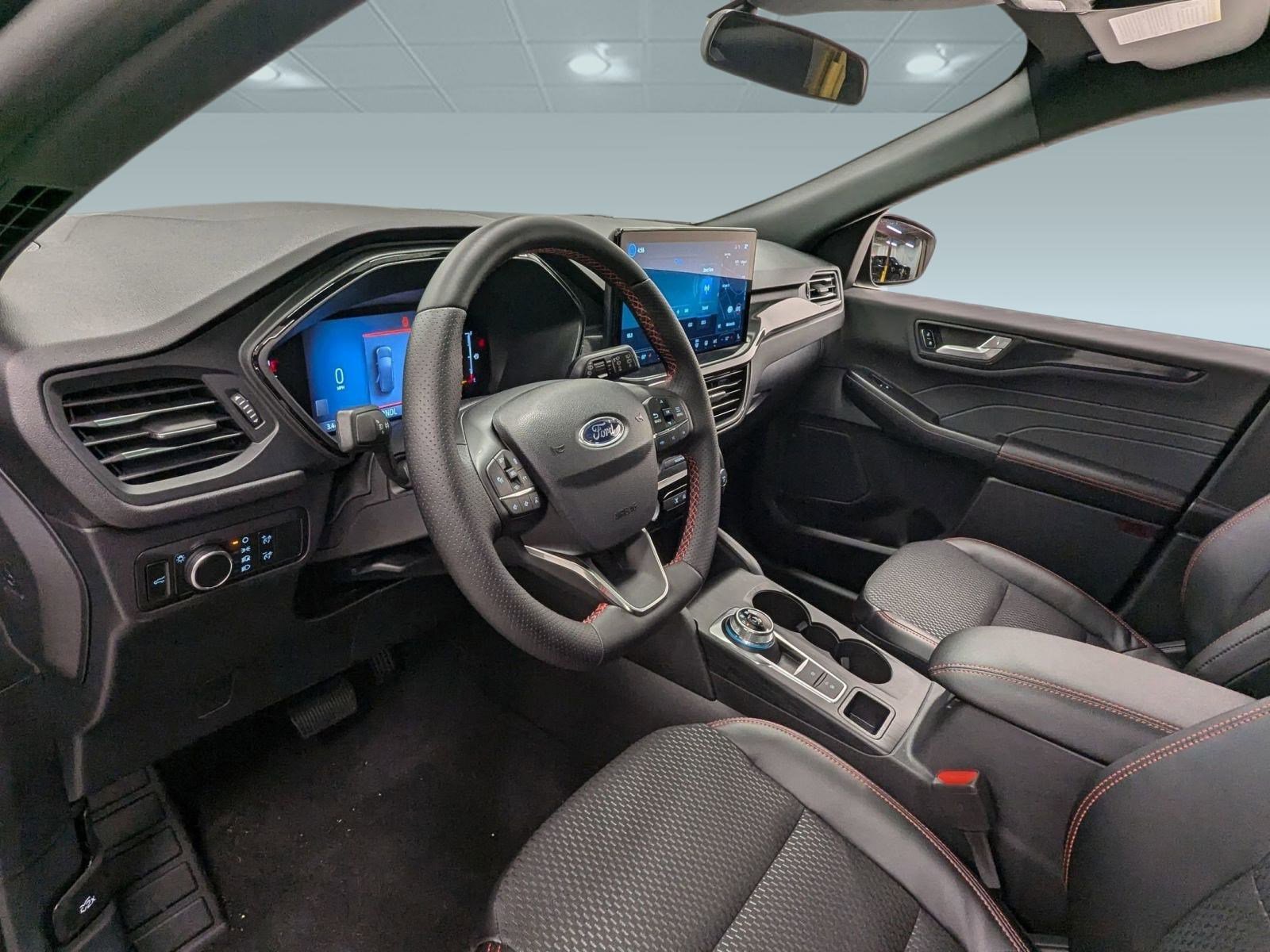 New 2026 Ford Escape ST-Line image 3