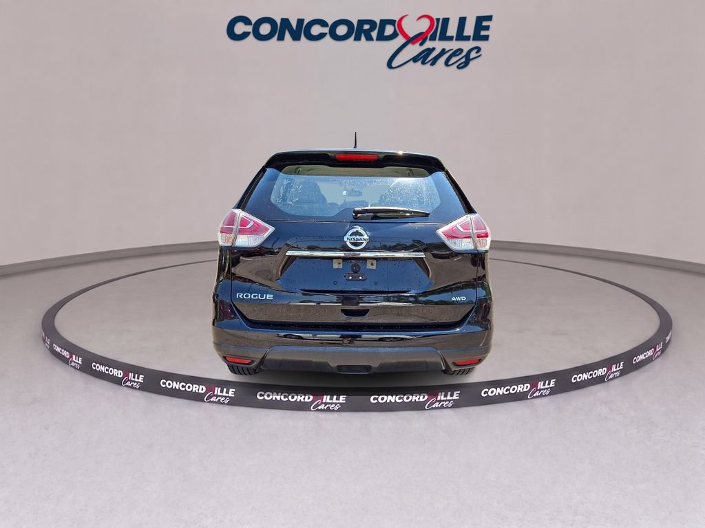 Used 2015 Nissan Rogue S AWD/4WD image 5