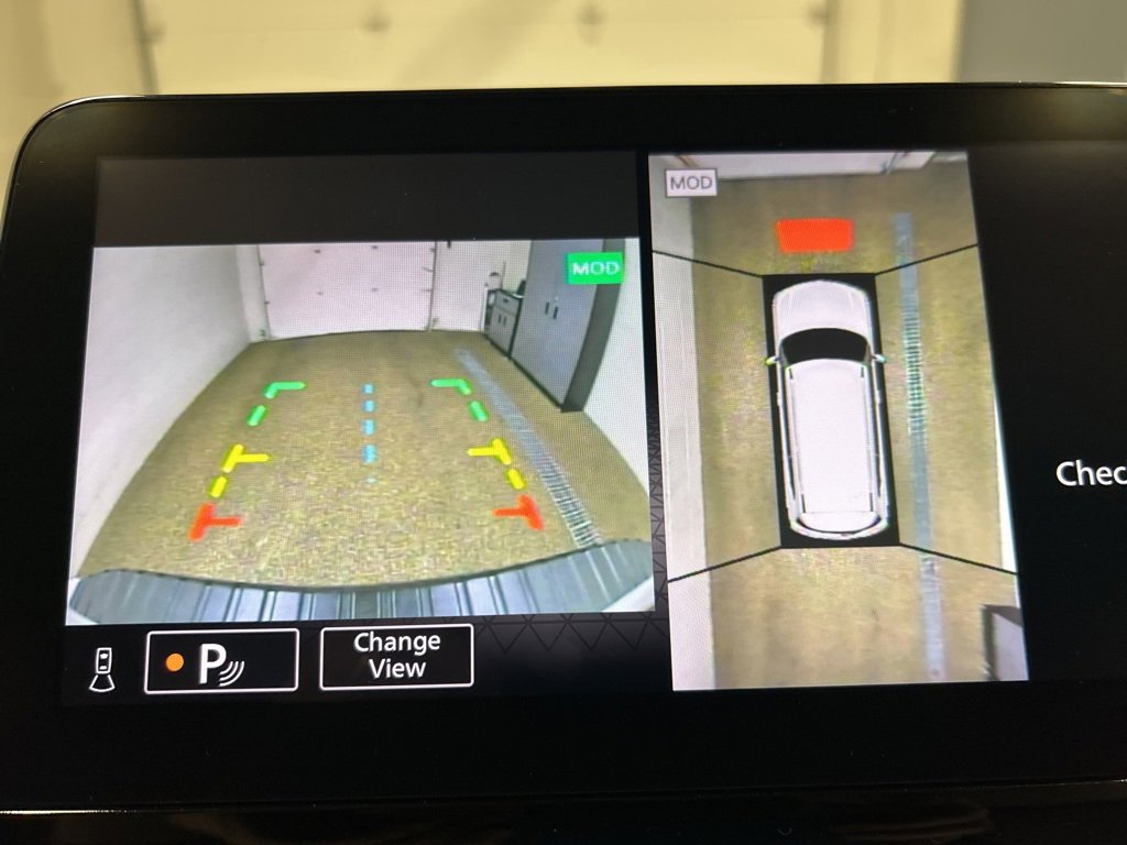 Used 2022 Nissan Armada SL w/ Captain's Chairs Package image 20