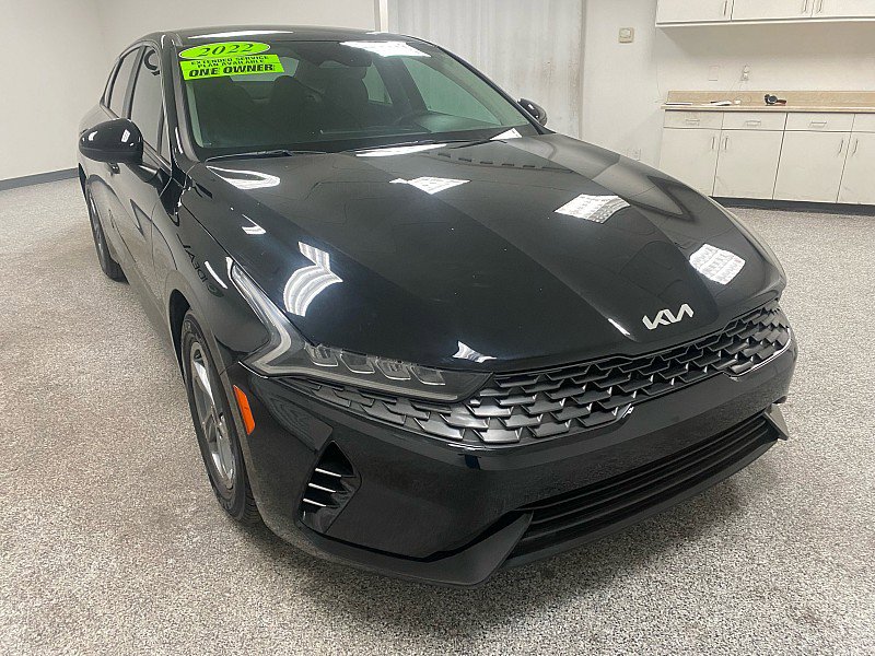 Used 2022 Kia K5 LX image 3