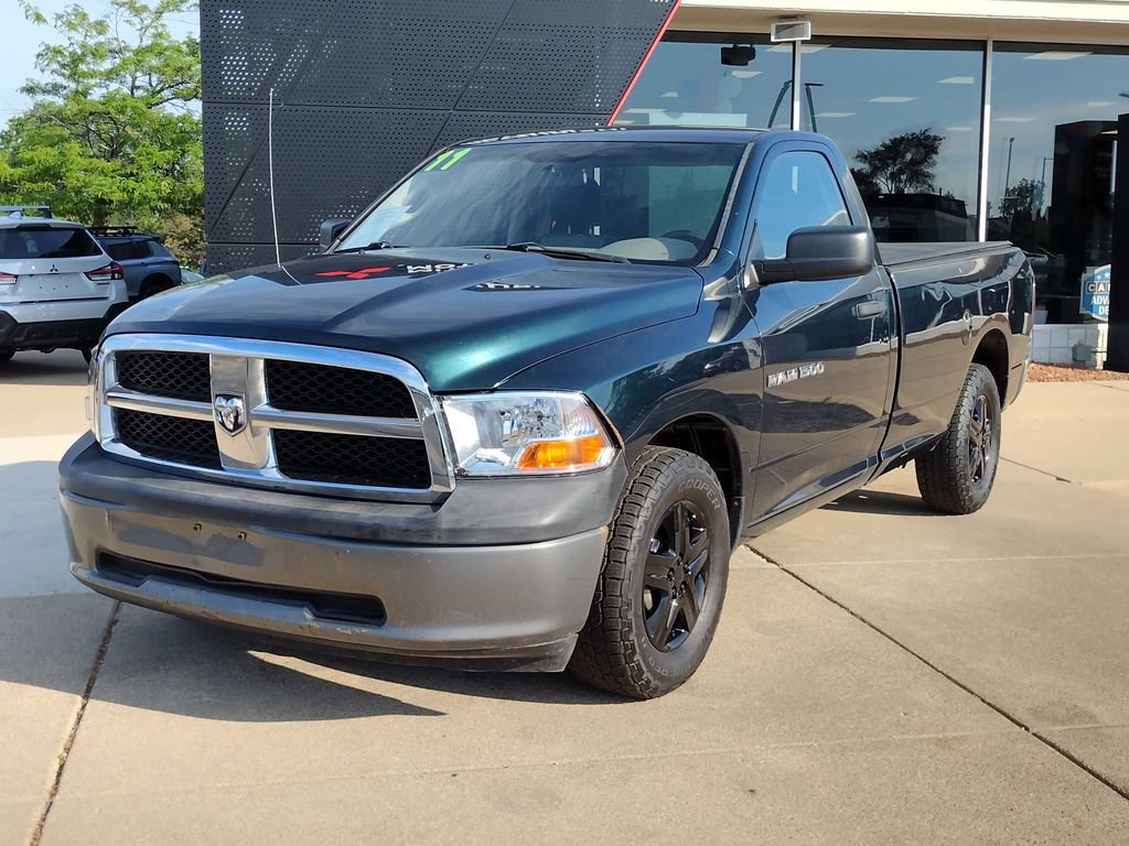 Used 2011 RAM 1500 ST RWD image 1