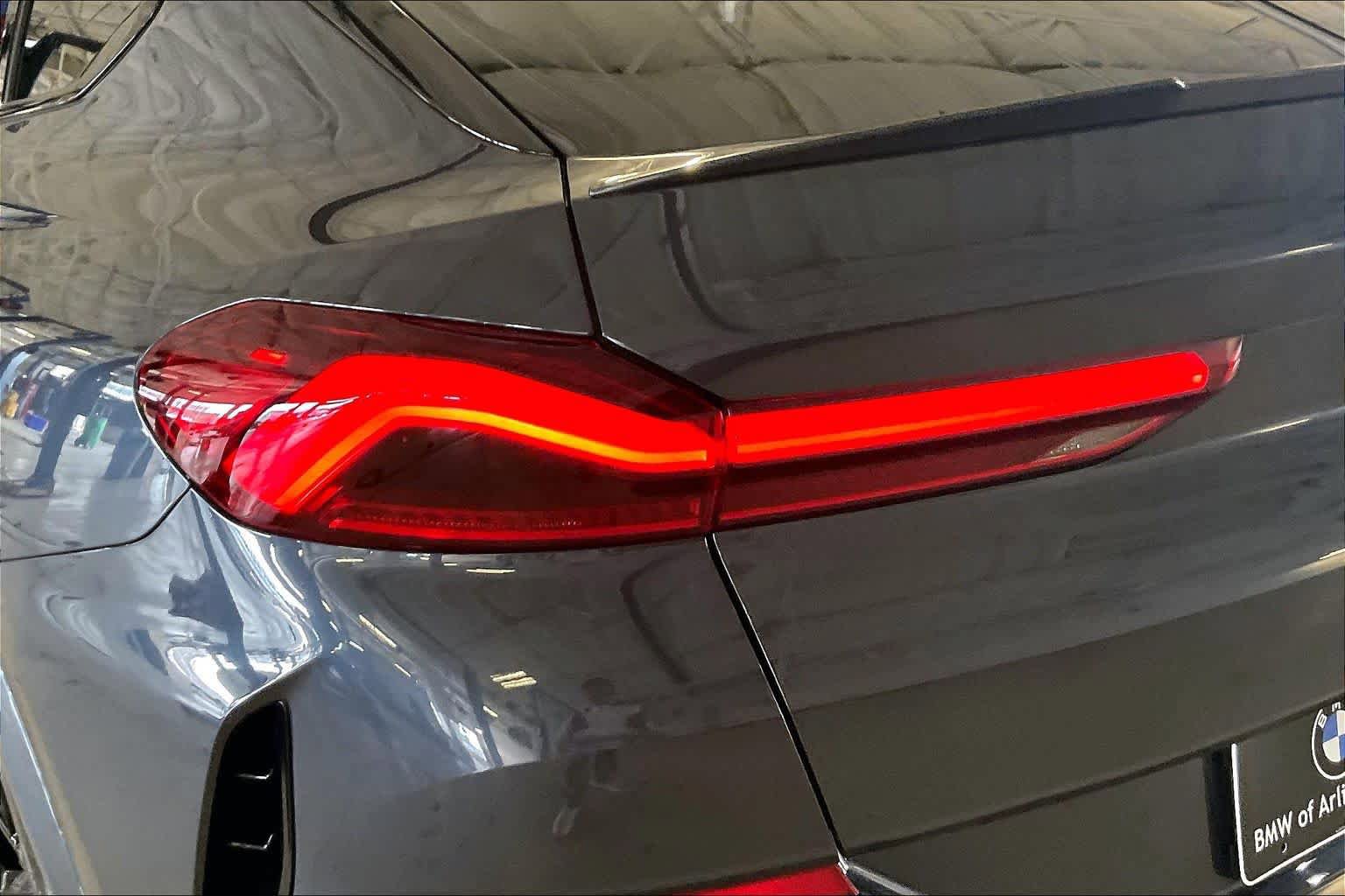 Used 2021 BMW X6 M50i w/ Premium Package AWD/4WD image 25