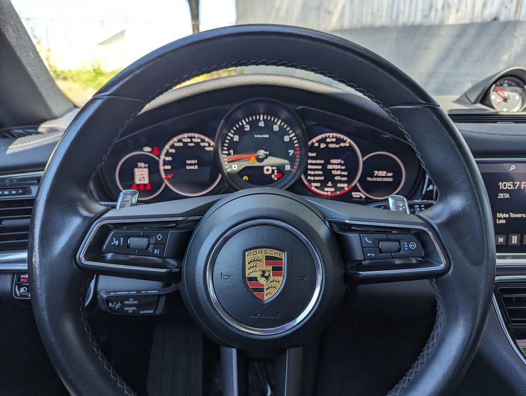 Used 2021 Porsche Panamera RWD image 25