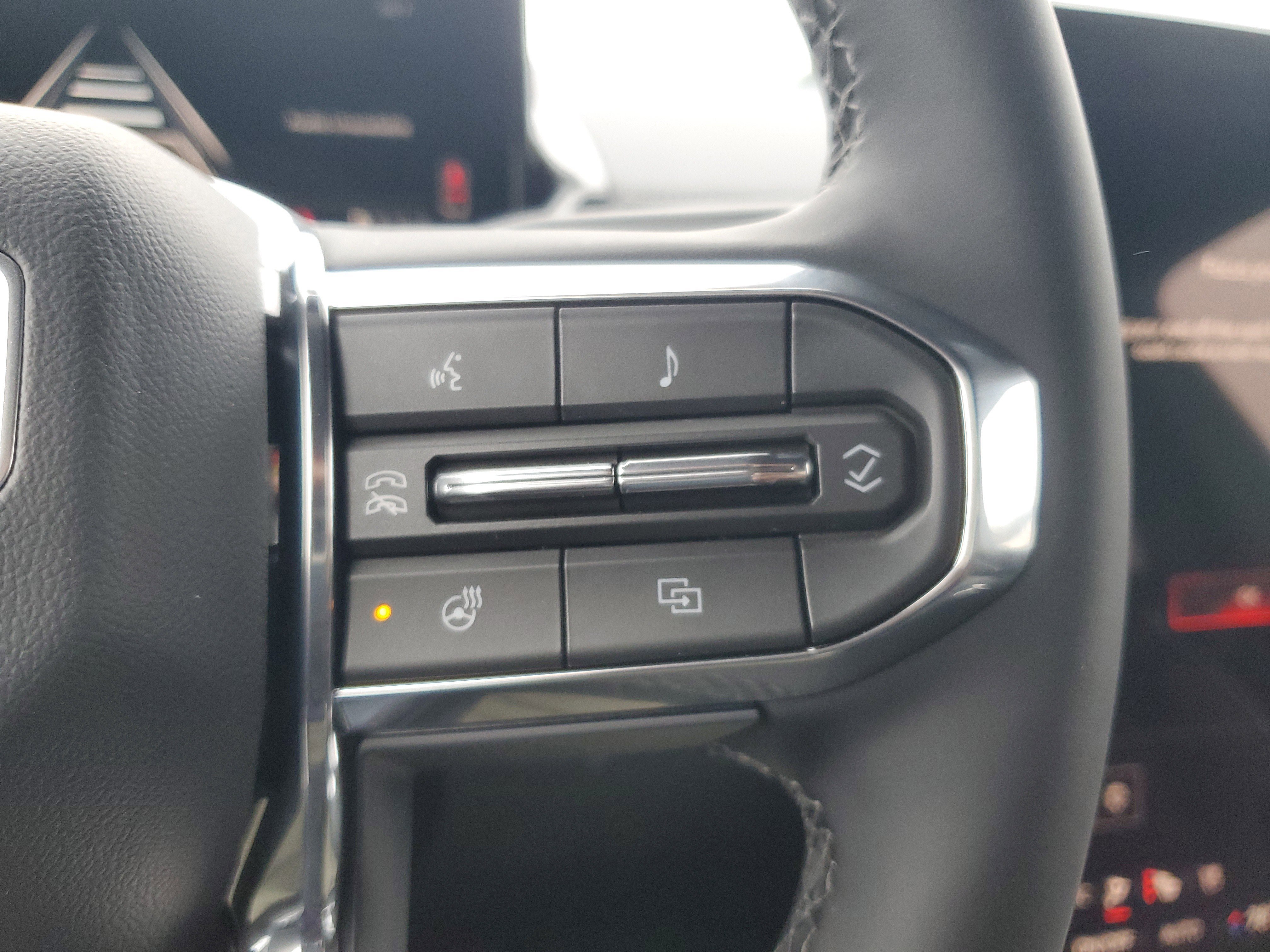 New 2026 GMC Sierra EV Elevation w/ Premium Package image 24