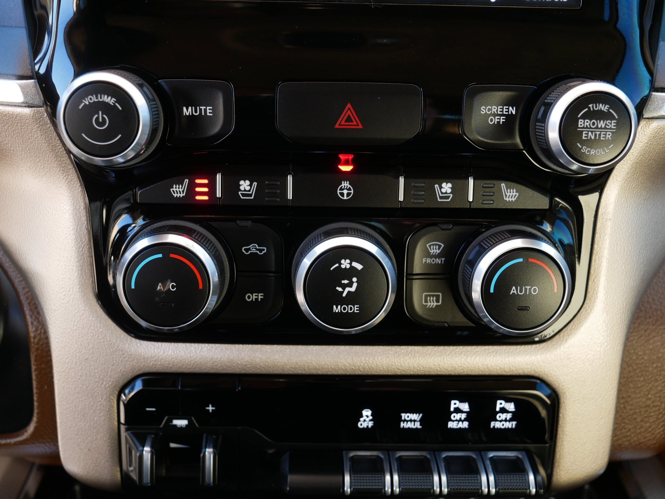 Used 2019 RAM 1500 Laramie image 23