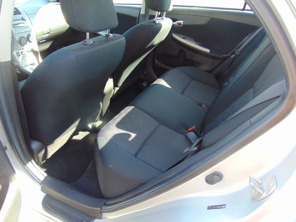 Used 2010 Toyota Corolla S FWD image 3