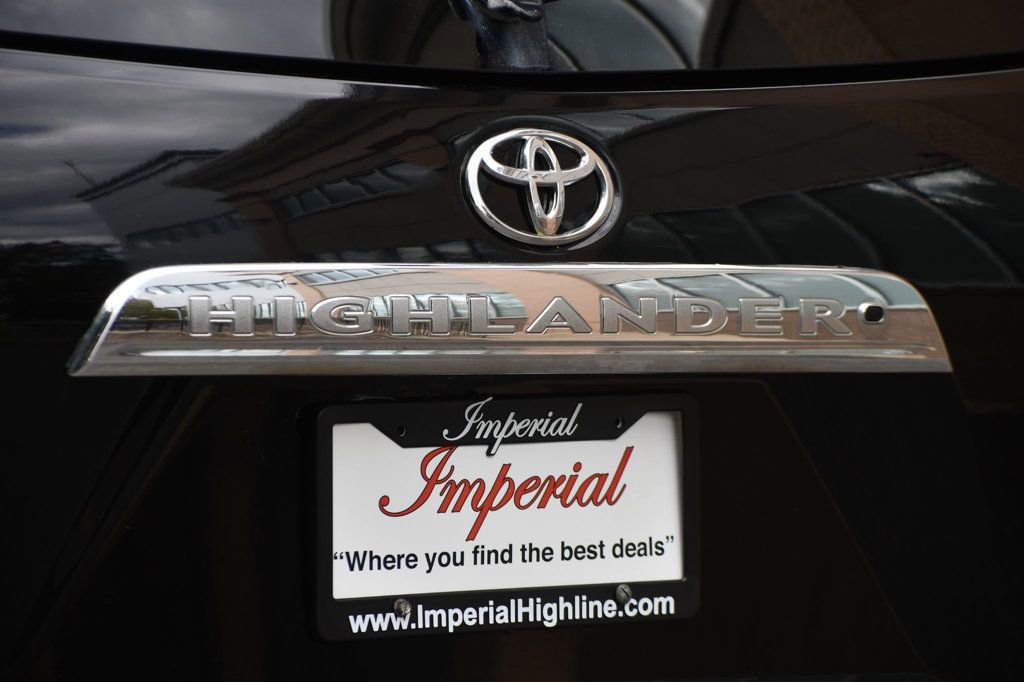 Used 2013 Toyota Highlander SE image 10