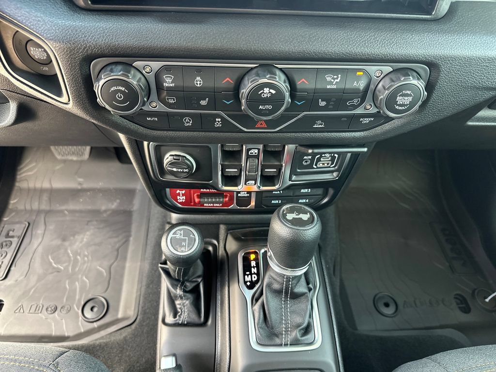 New 2026 Jeep Wrangler Unlimited Sport AWD/4WD image 24