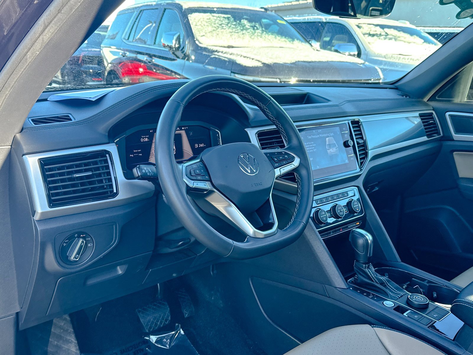 Used 2021 Volkswagen Atlas Cross Sport SEL image 16