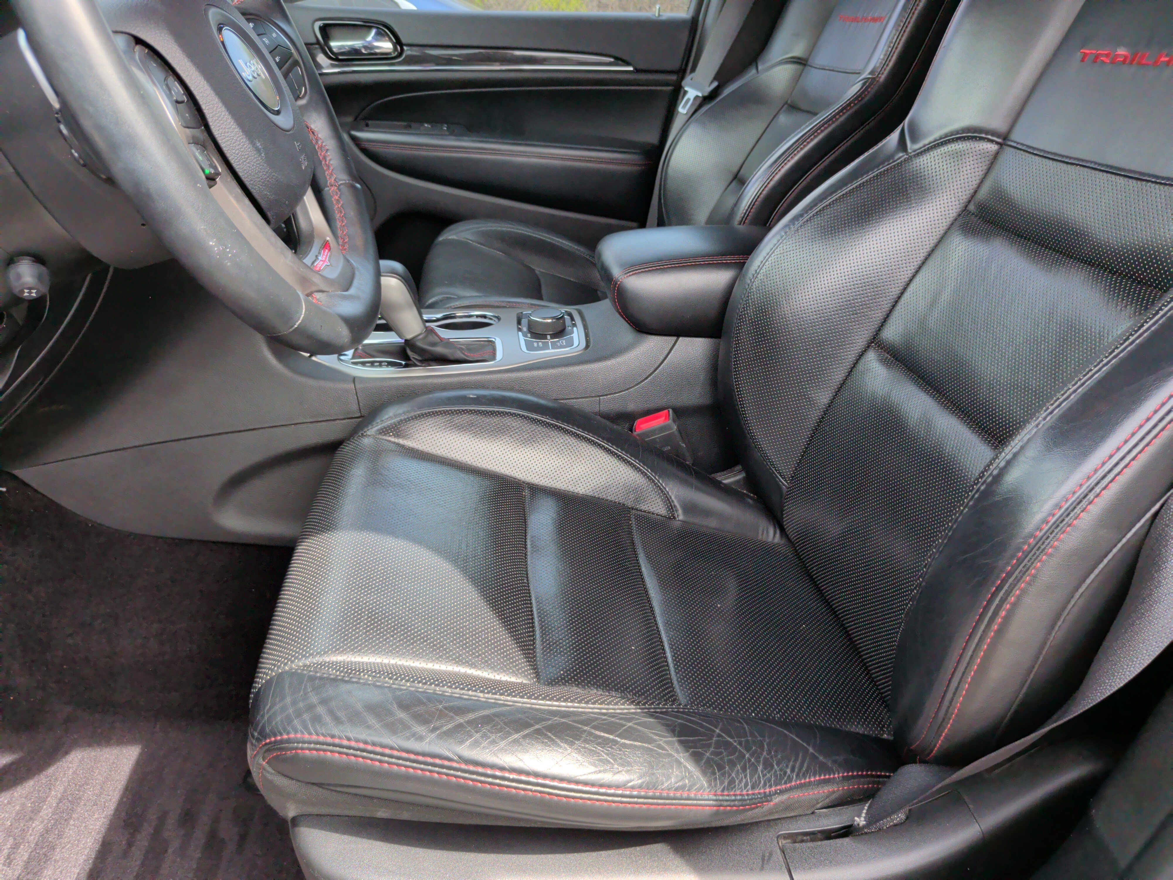 Used 2019 Jeep Grand Cherokee Trailhawk w/ Trailhawk Luxury Group image 24