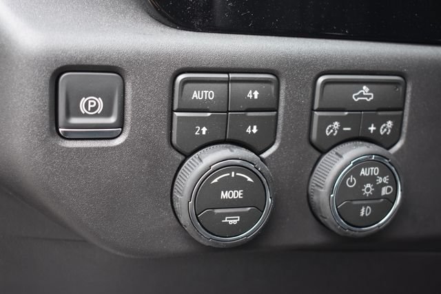 New 2026 Chevrolet Silverado 1500 LT Trail Boss w/ Convenience Package II AWD/4WD image 27