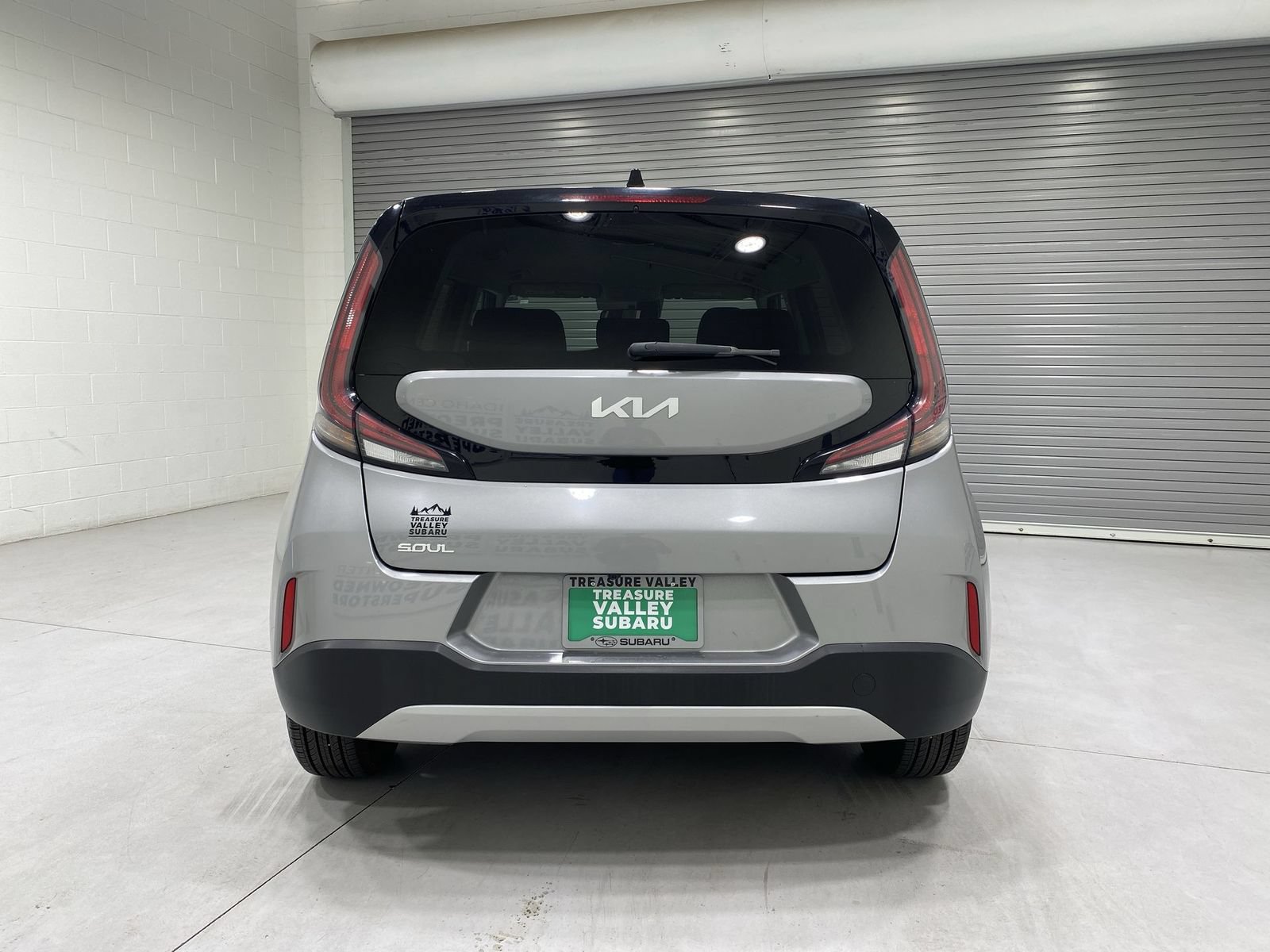 Used 2023 Kia Soul LX w/ Option Group 015 FWD image 7