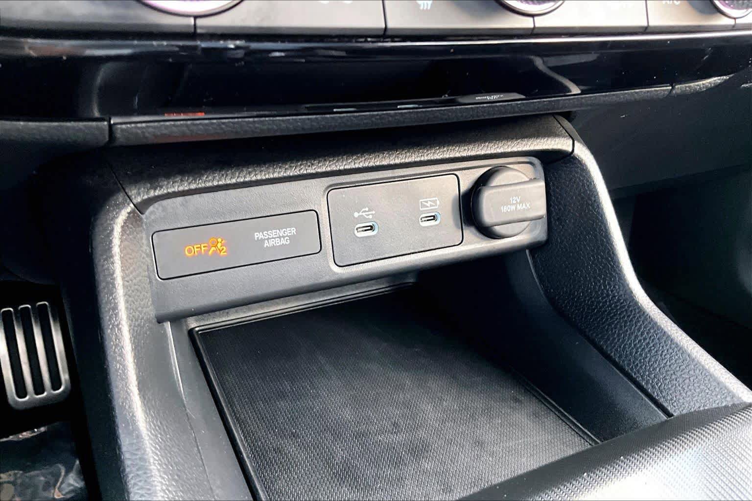 Used 2025 Honda Civic Sport image 31