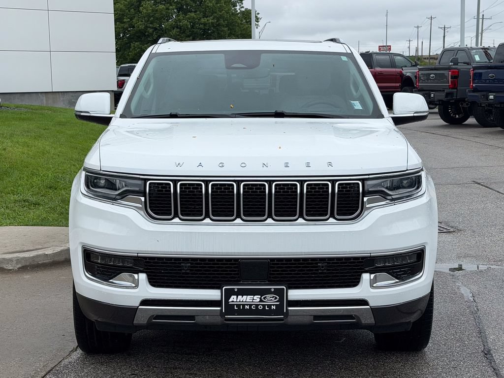 Used 2022 Jeep Wagoneer Series III w/ Premium Group I AWD/4WD image 8