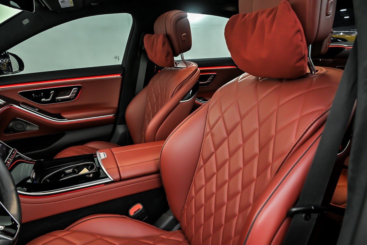 Used 2024 Mercedes-Benz S 580e 4MATIC Sedan image 19