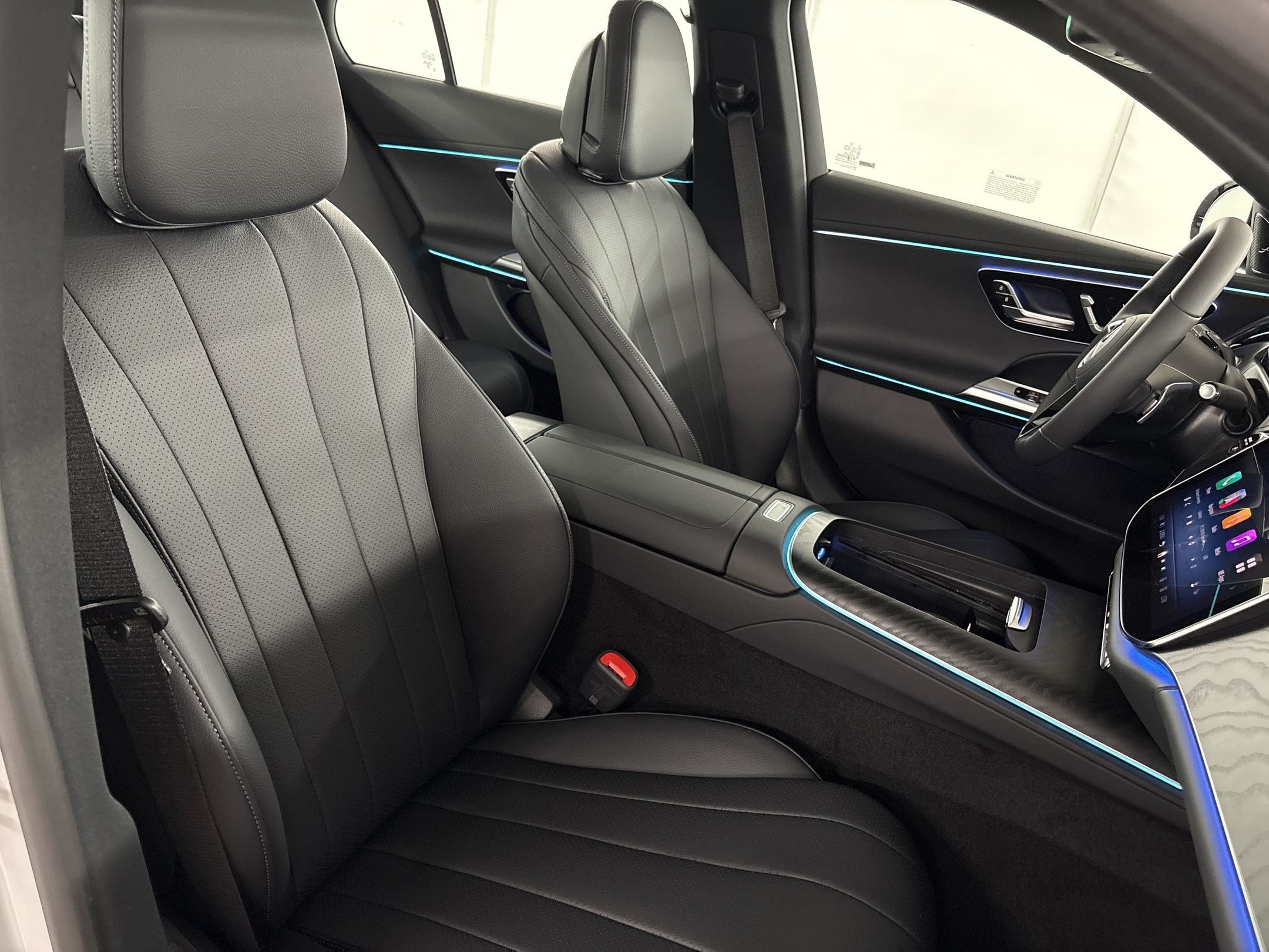 New 2026 Mercedes-Benz E 450 4MATIC Sedan image 24