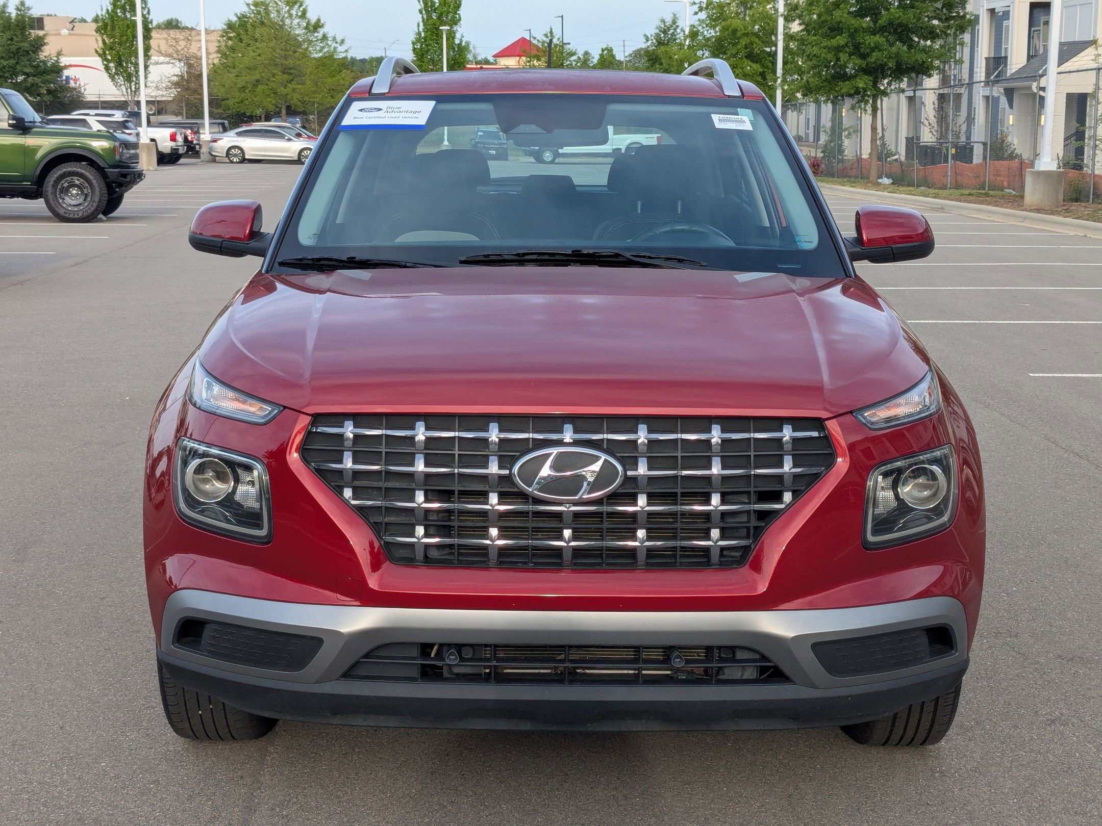 Used 2024 Hyundai Venue SEL FWD image 9