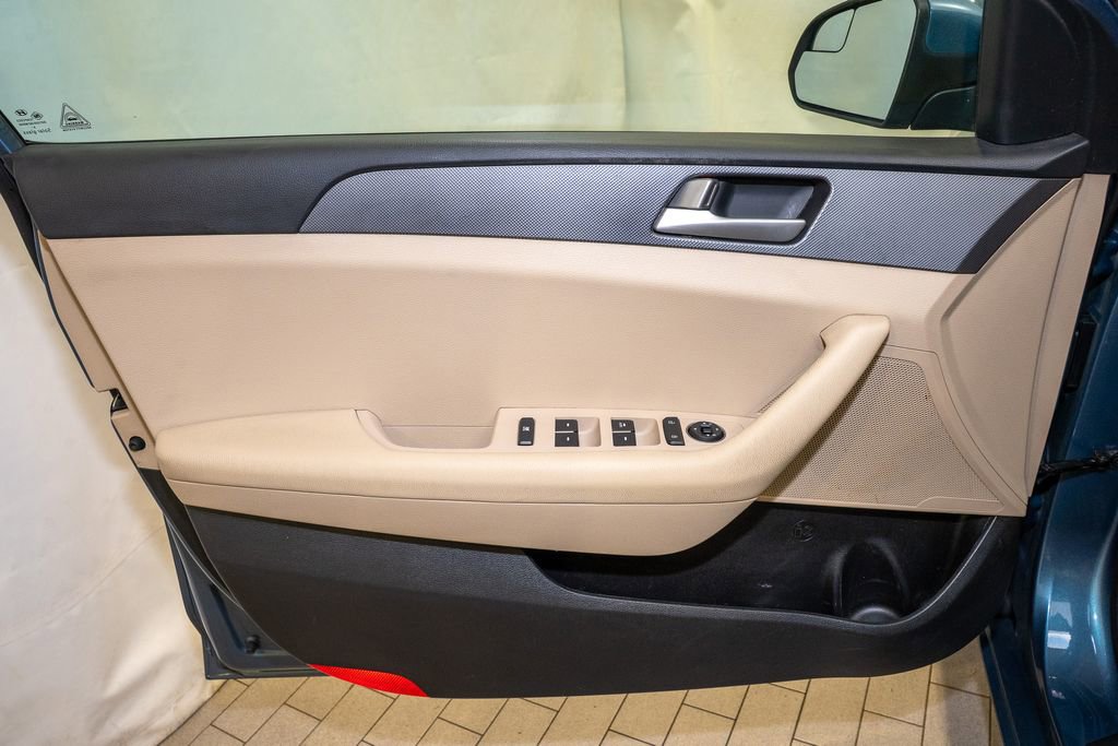 Used 2017 Hyundai Sonata SE image 10