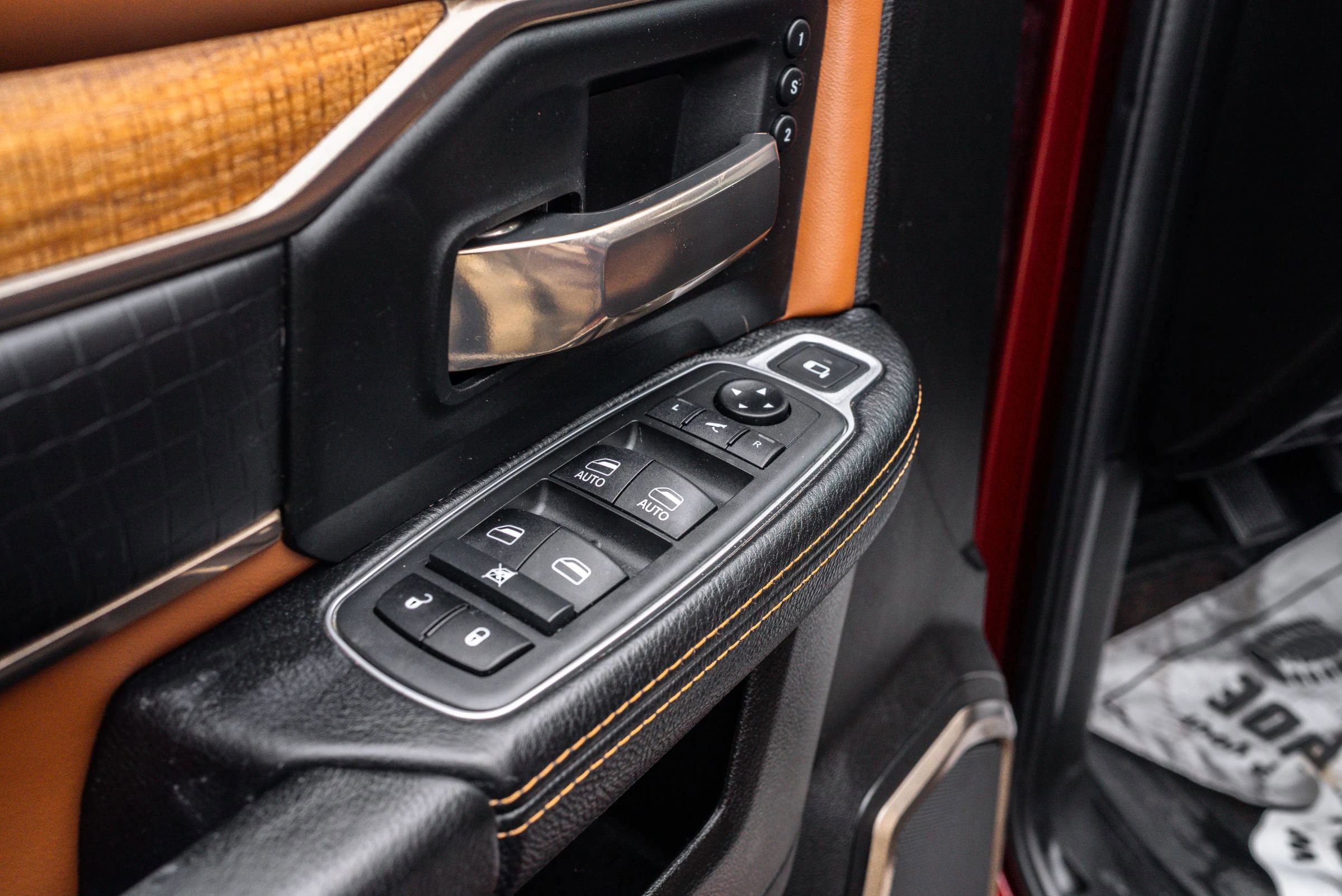 Used 2019 RAM 3500 Limited image 28