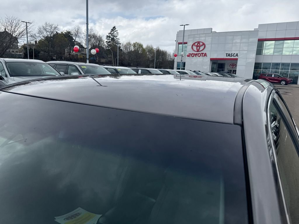 Used 2016 Toyota Camry SE w/ Protection Package (Q2) image 42