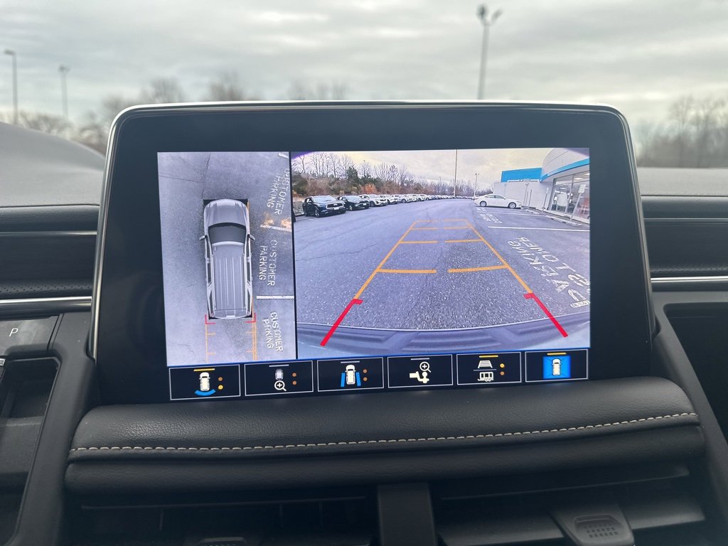 Used 2021 Chevrolet Suburban Premier image 22