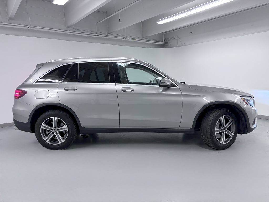 Used 2019 Mercedes-Benz GLC 300 image 6