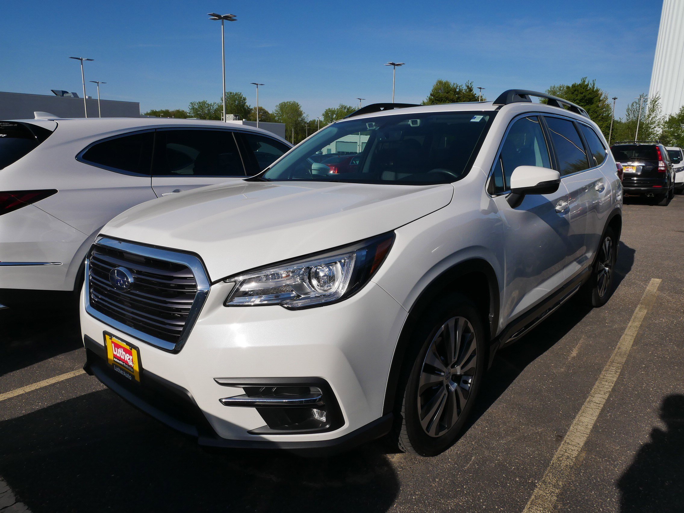 Used 2021 Subaru Ascent Limited w/ Technology Package AWD/4WD image 2