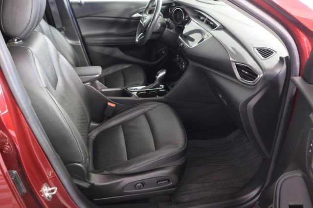 Used 2022 Buick Encore GX Essence w/ Advanced Technology Package image 24