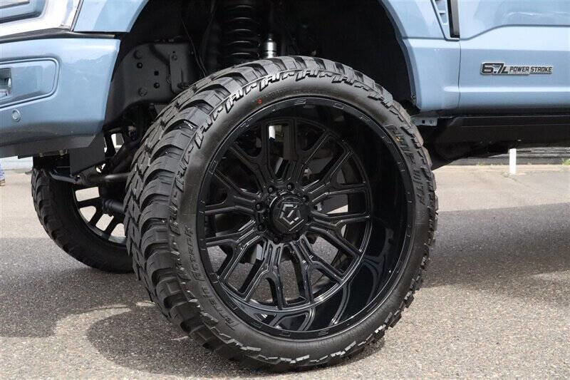 Used 2023 Ford F350 Platinum AWD/4WD image 12