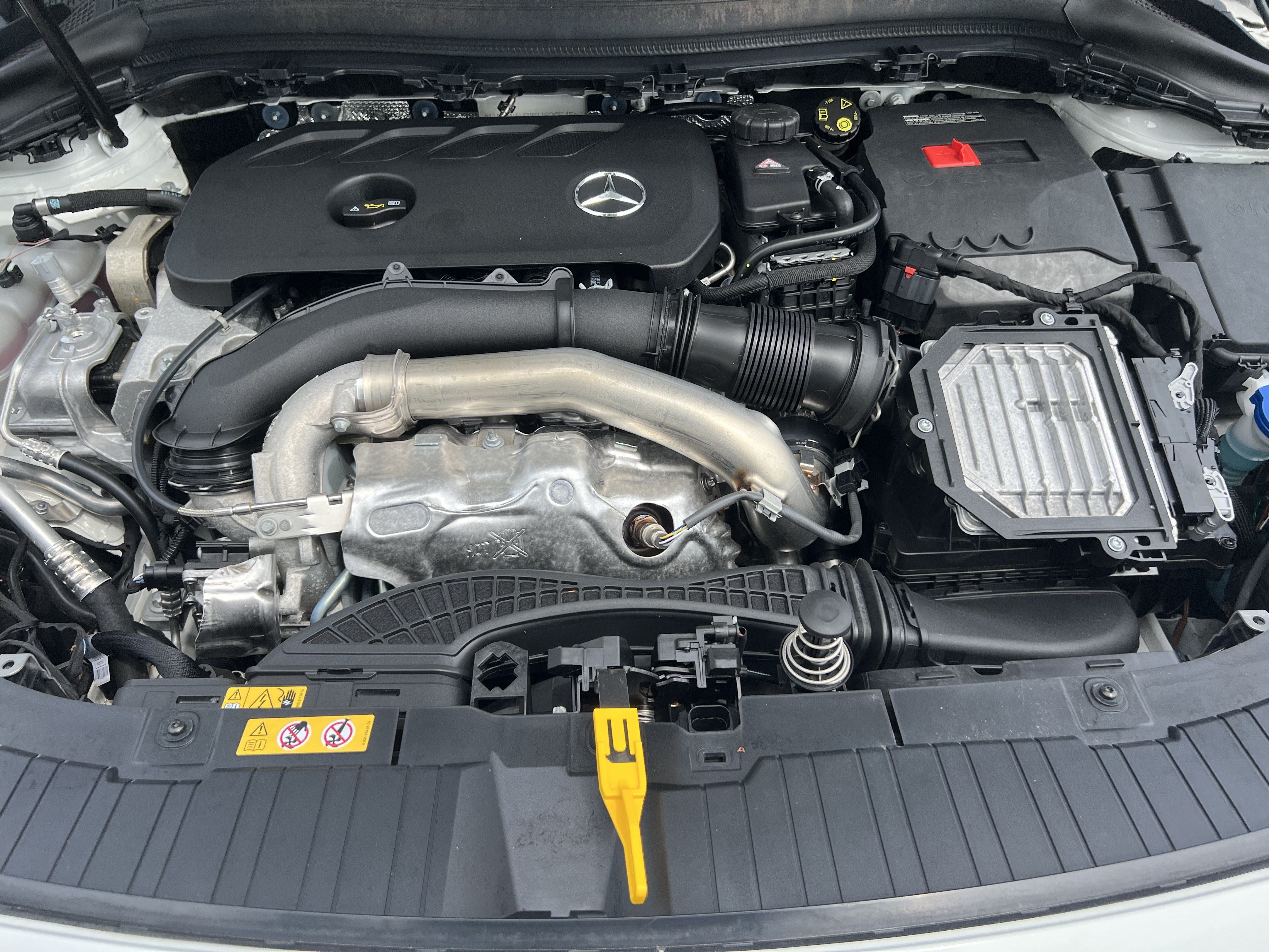 Certified 2024 Mercedes-Benz GLA 250 4MATIC image 36